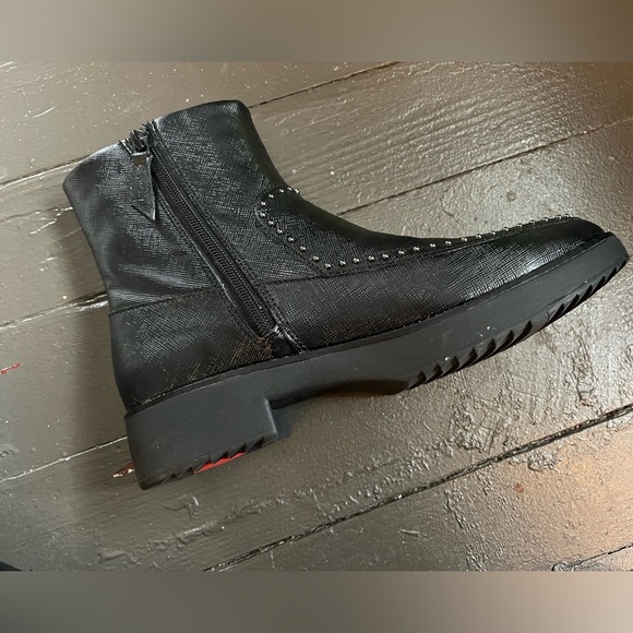 Fitflop Kinbay micro stud black ankle boots size 6 - Picture 3 of 10